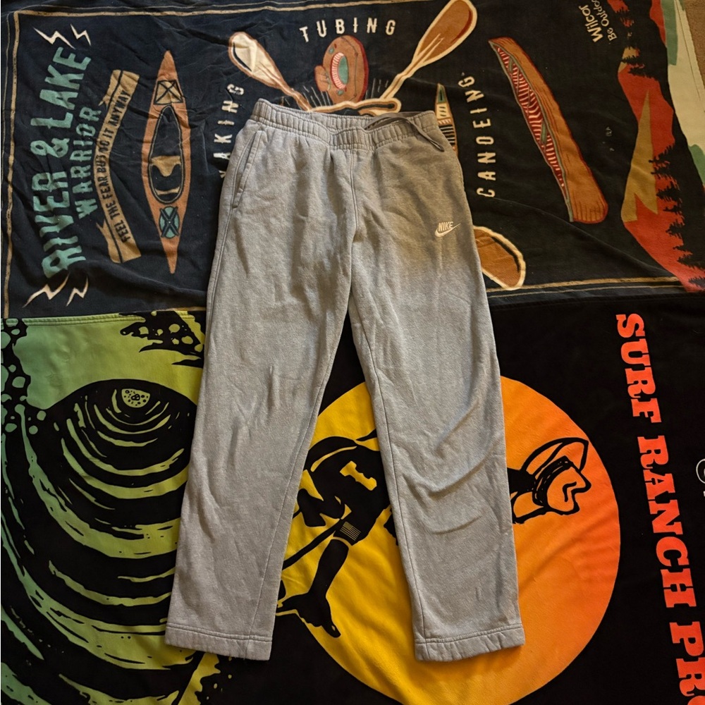 Nike Men's Light Gray Joggers